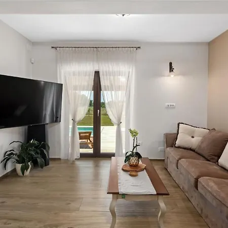 Campagna By 4* Galižana