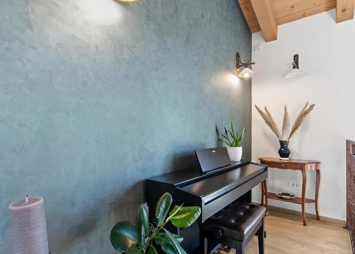 Campagna By Πανσιόν