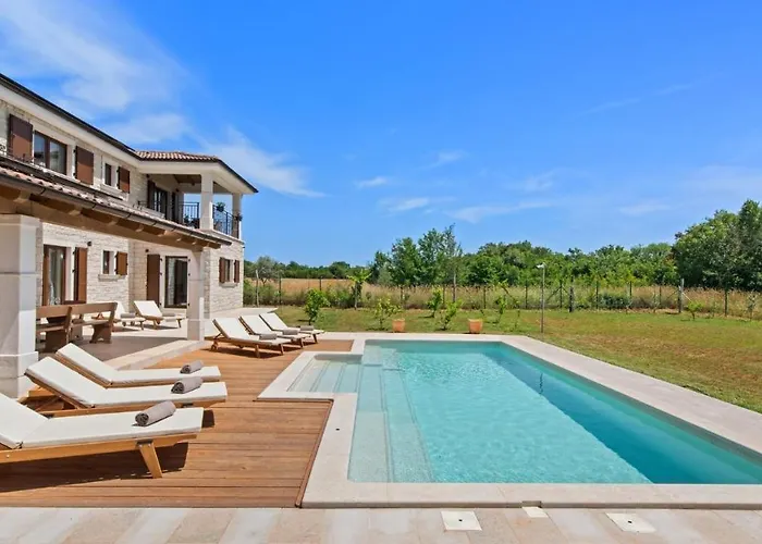 Πανσιόν Campagna By 4*