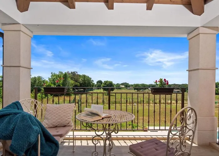 Campagna By Galižana