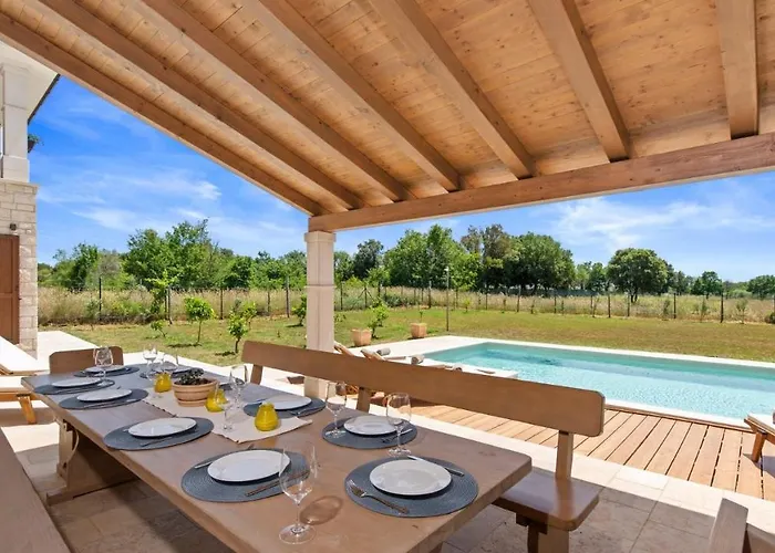 Πανσιόν Campagna By